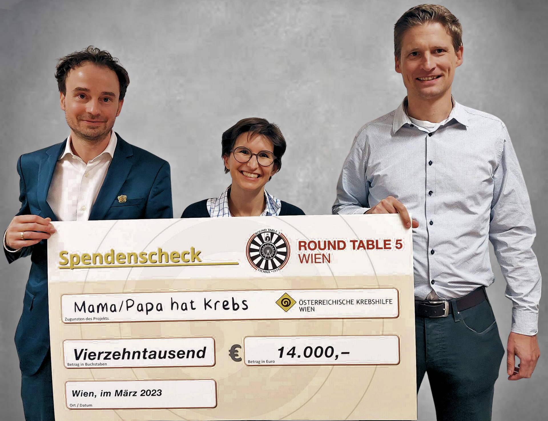 Spendenscheckübergabe Mag.a Katharina Gruber/Krebshilfe Wien und Vertretung Round Table 5 Wien