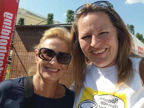 ehem. GF Eva Kern mit ehrenamlticher Mitarbeiterin